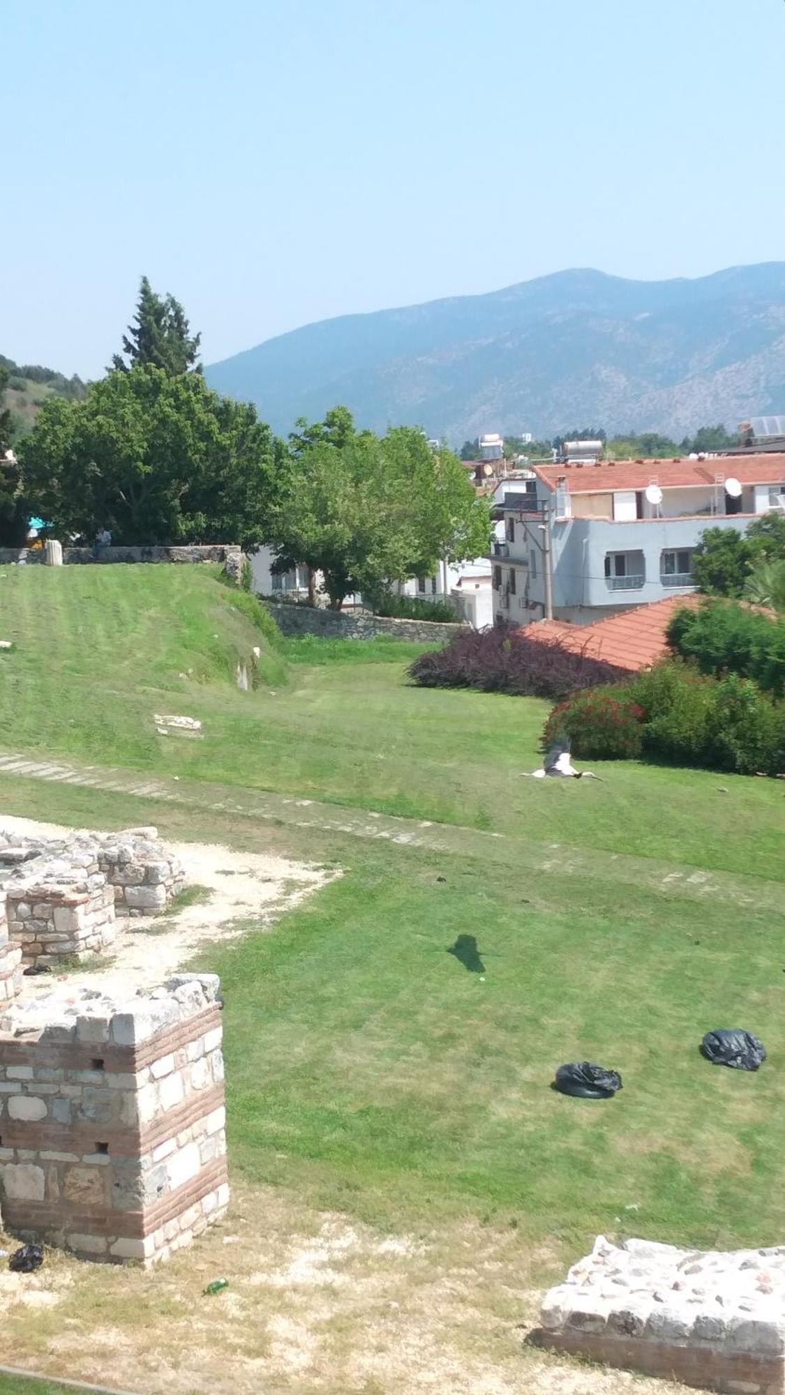 Ephesus Selcuk Castle View Suites Екстериор снимка