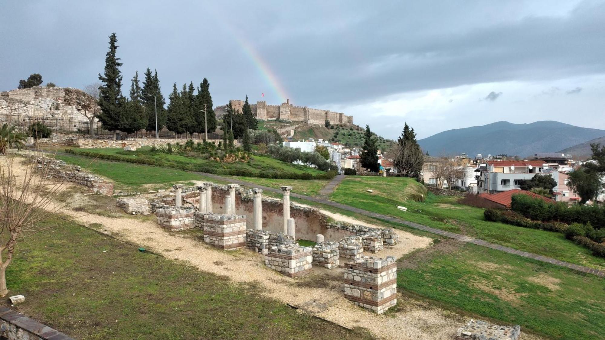Ephesus Selcuk Castle View Suites Екстериор снимка
