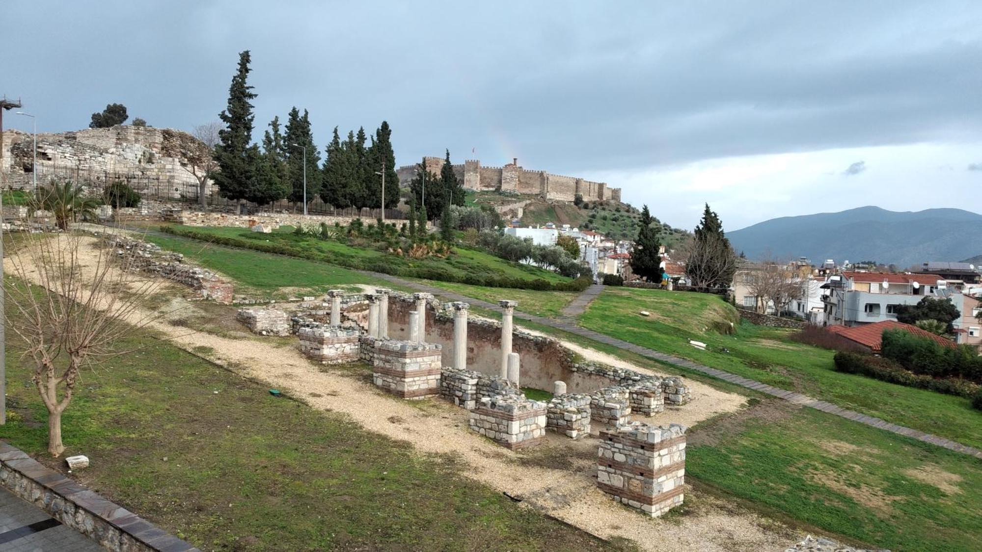 Ephesus Selcuk Castle View Suites Екстериор снимка