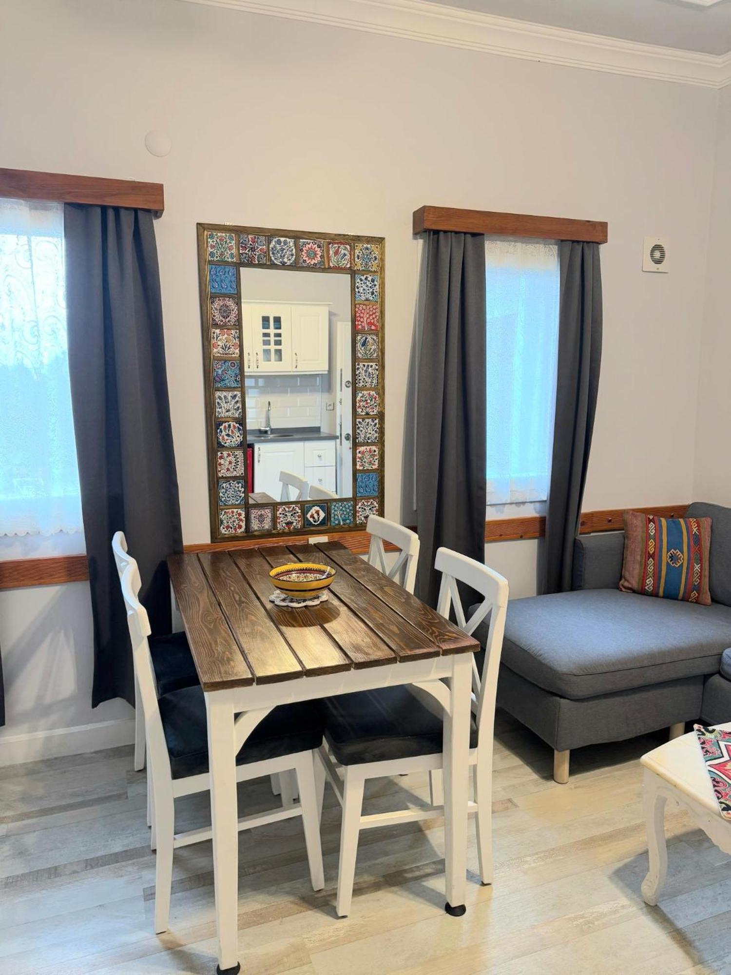 Ephesus Selcuk Castle View Suites Екстериор снимка