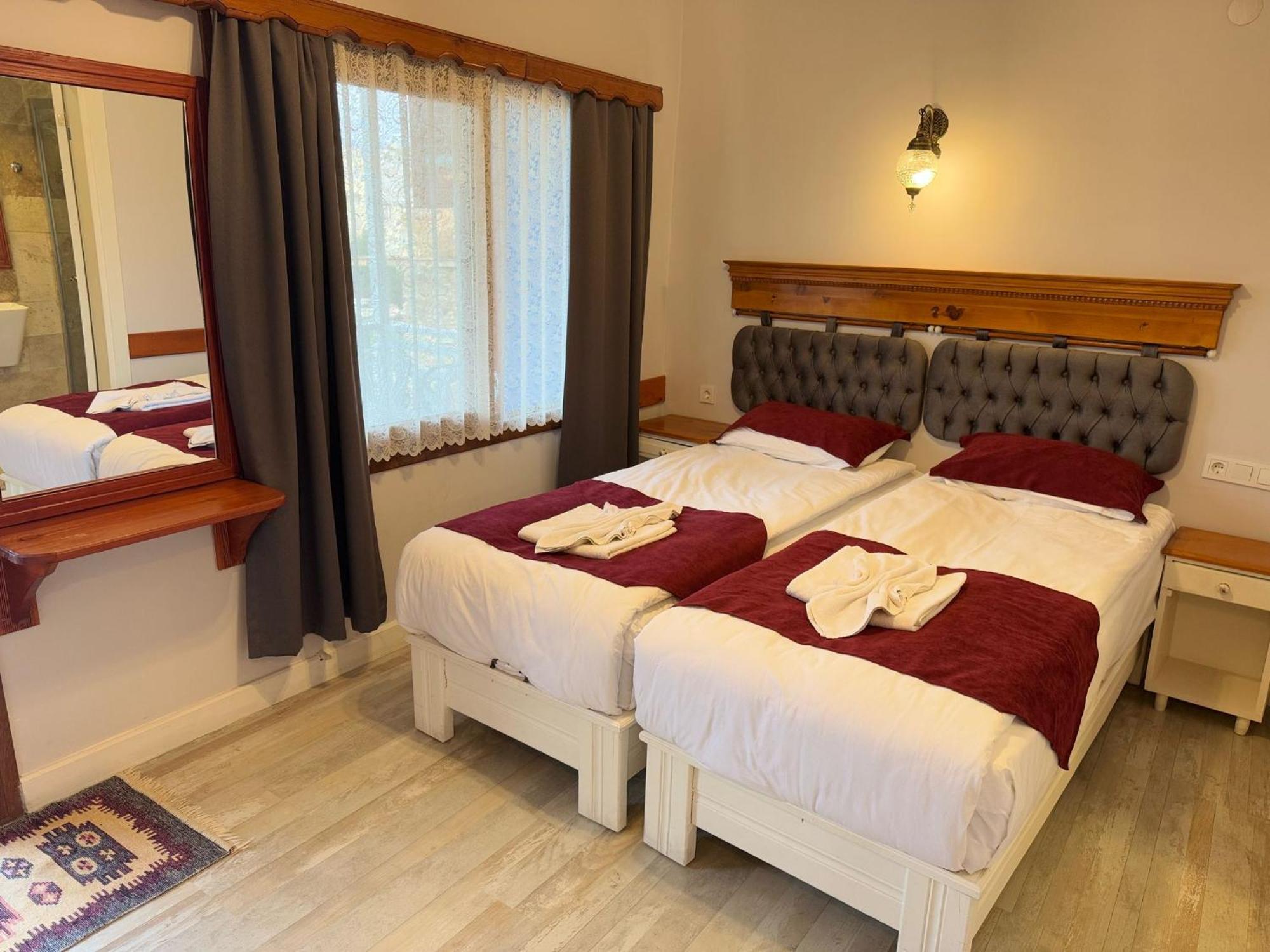 Ephesus Selcuk Castle View Suites Екстериор снимка