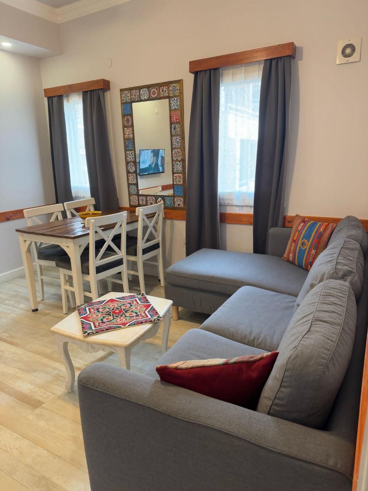 Ephesus Selcuk Castle View Suites Екстериор снимка