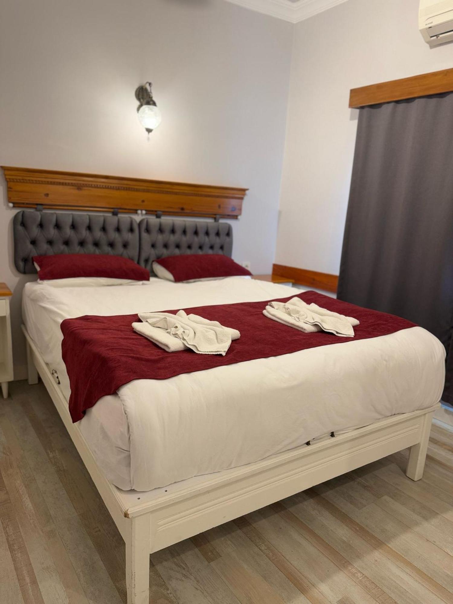 Ephesus Selcuk Castle View Suites Екстериор снимка