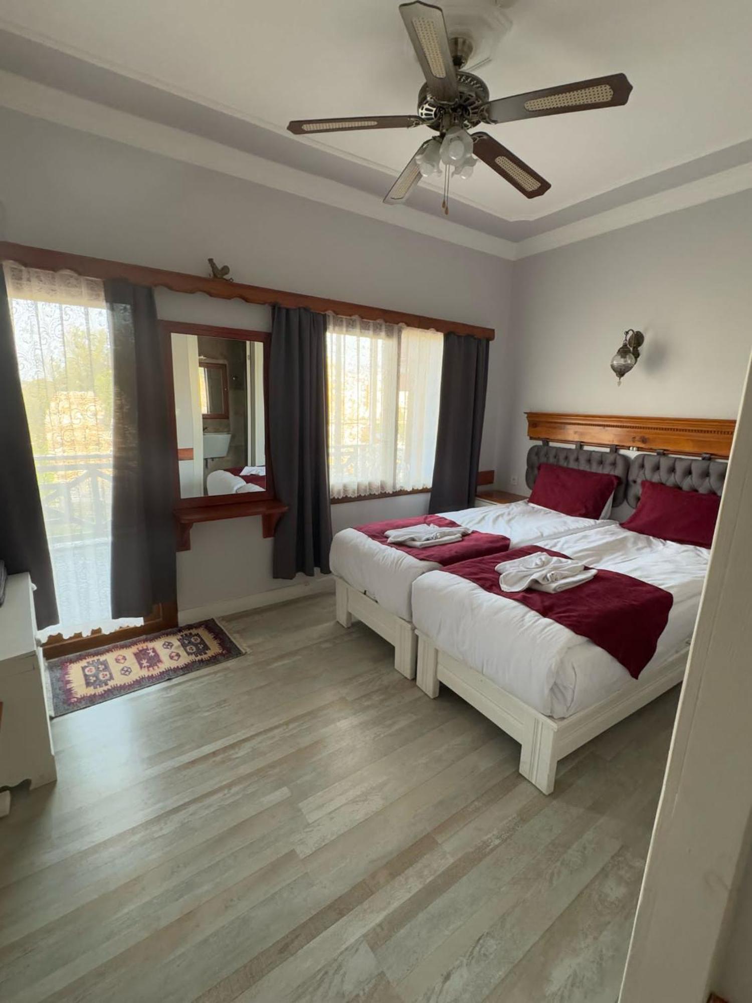 Ephesus Selcuk Castle View Suites Екстериор снимка