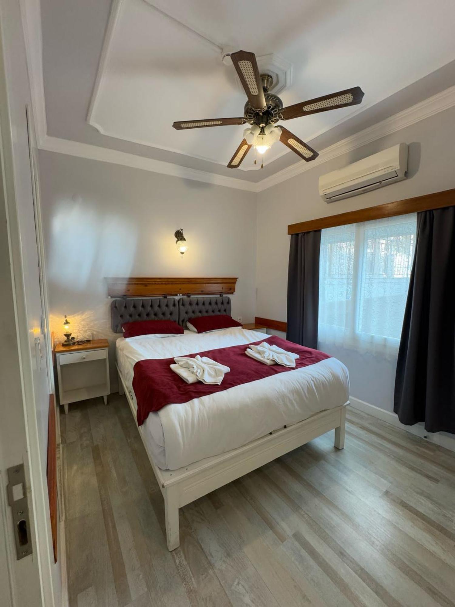 Ephesus Selcuk Castle View Suites Екстериор снимка